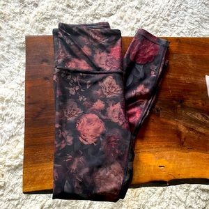 Athleta women’s small yoga pants